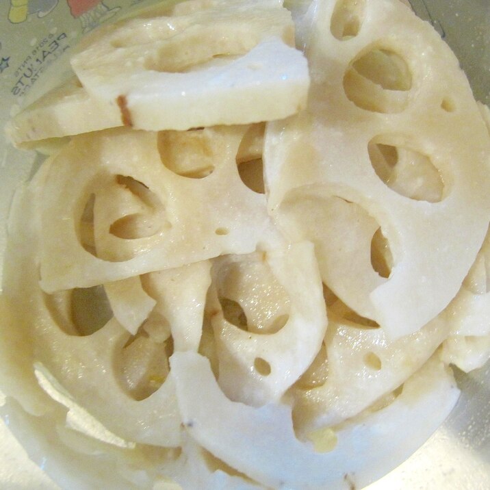 電子レンジれんこんのミルクサラダ